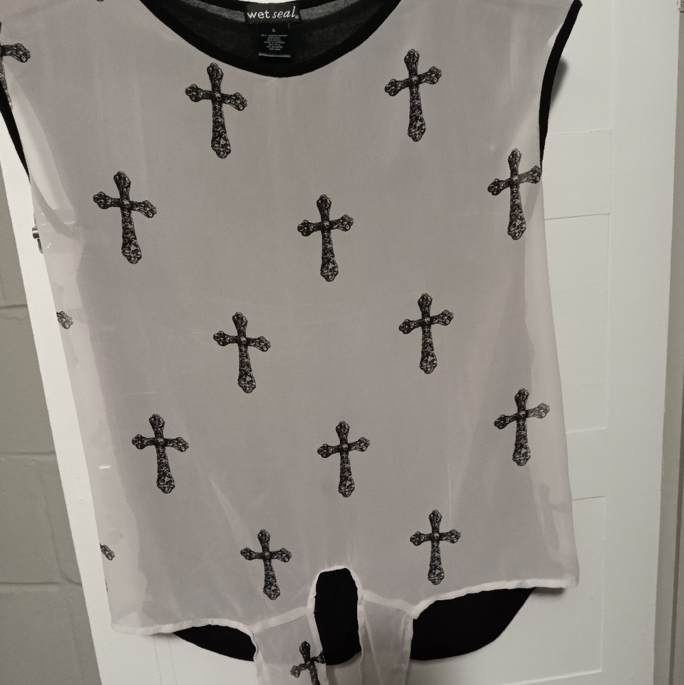 Cross tank top